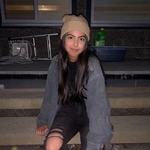 Meet your Posher, Eisha